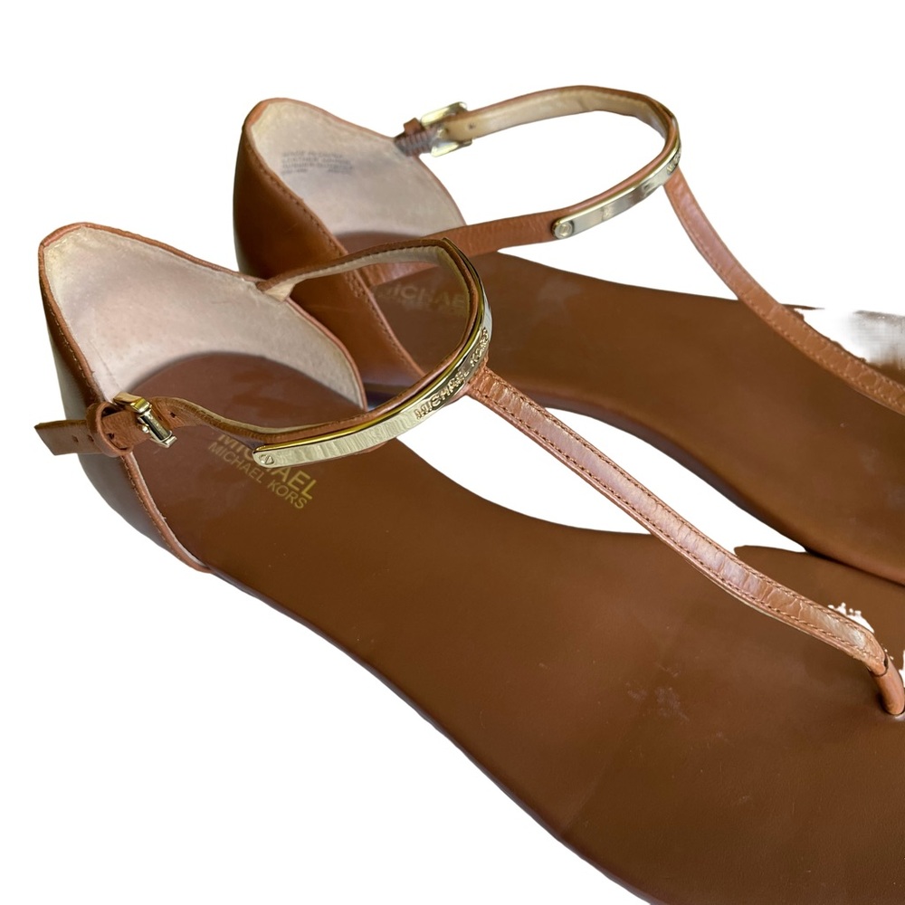 Michael Kors Cognac Thong Toe Flat Brown Leatger Sandals. Size 9